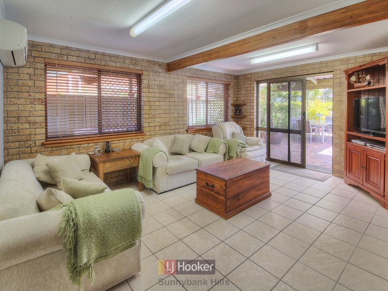 10 Celadon Street, Sunnybank Hills QLD 4109