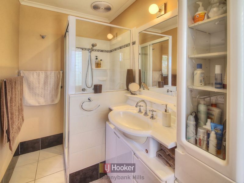 10 Celadon Street, Sunnybank Hills QLD 4109