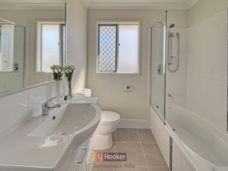 118 Rockfield Road, Doolandella QLD 4077