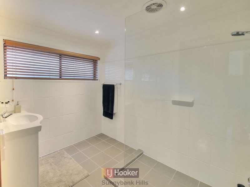 495 Warrigal Road, Eight Mile Plains QLD 4113