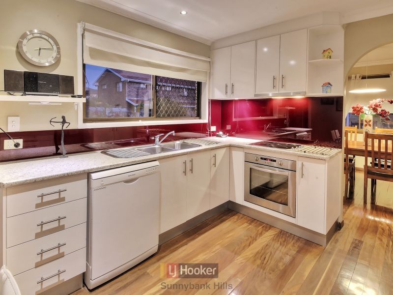 495 Warrigal Road, Eight Mile Plains QLD 4113