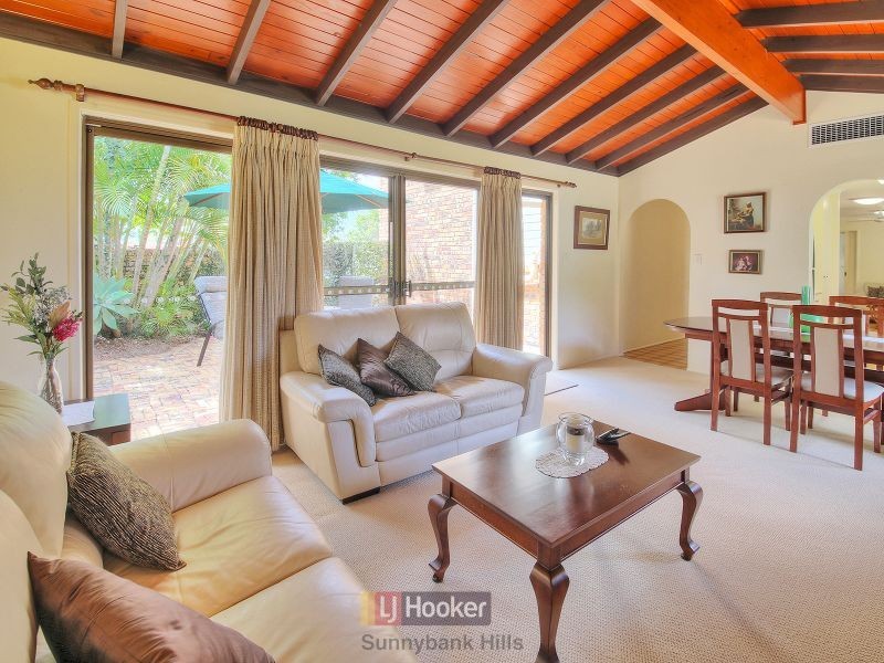 22 Firelight Street, Sunnybank Hills QLD 4109