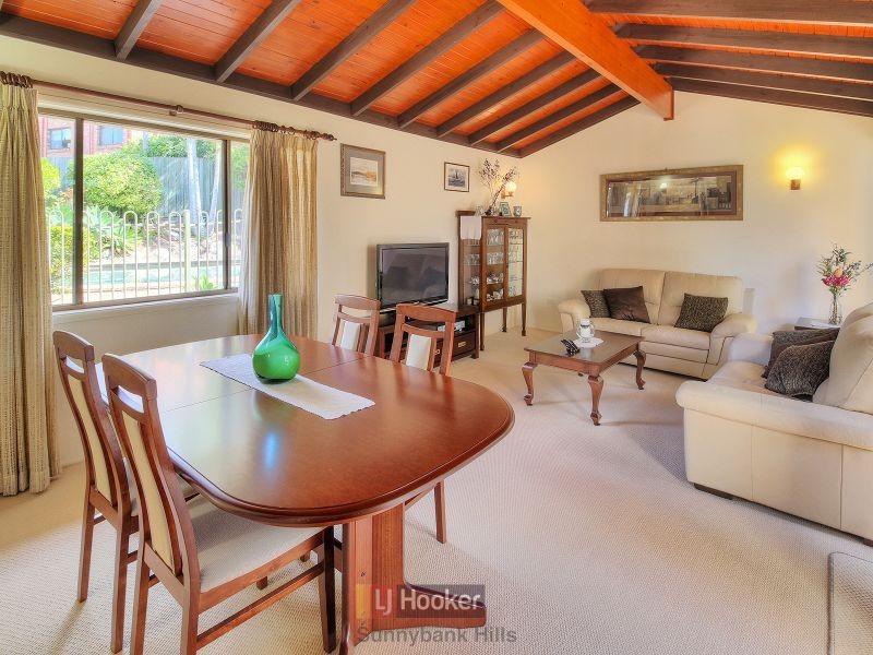 22 Firelight Street, Sunnybank Hills QLD 4109