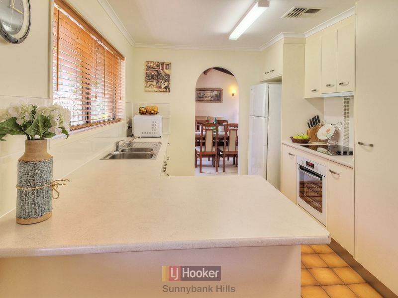 22 Firelight Street, Sunnybank Hills QLD 4109