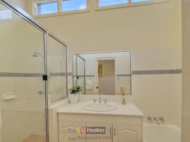 22 Firelight Street, Sunnybank Hills QLD 4109