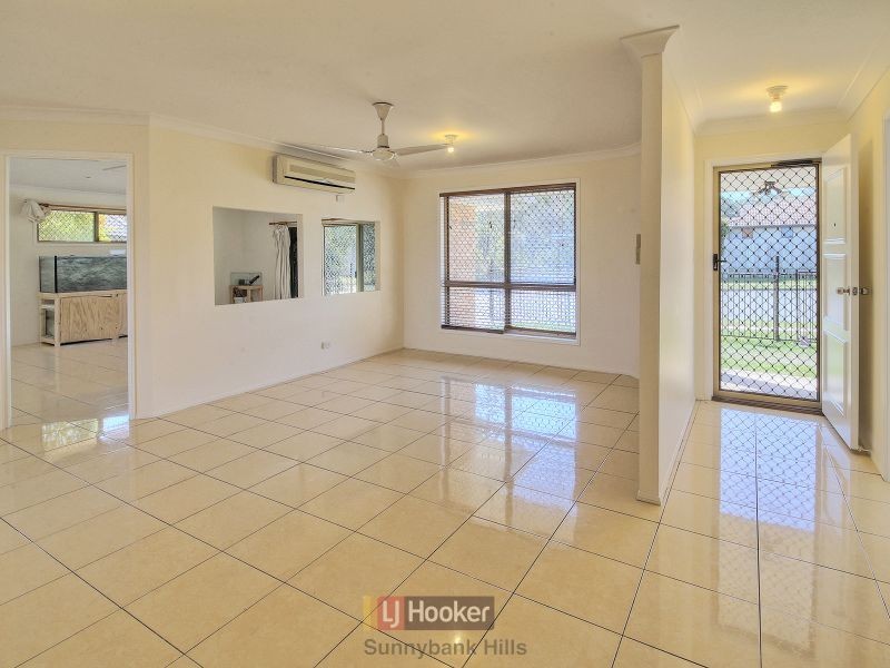 90 Benhiam Street, Calamvale QLD 4116