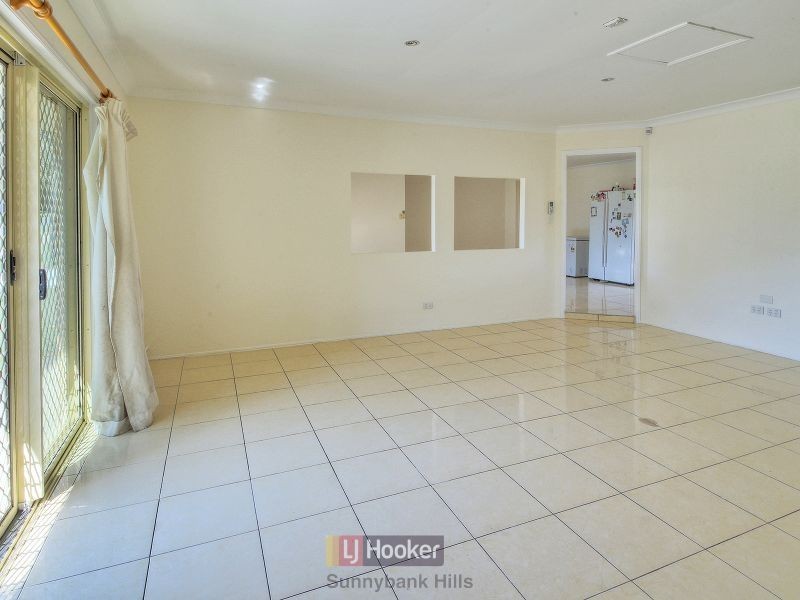 90 Benhiam Street, Calamvale QLD 4116