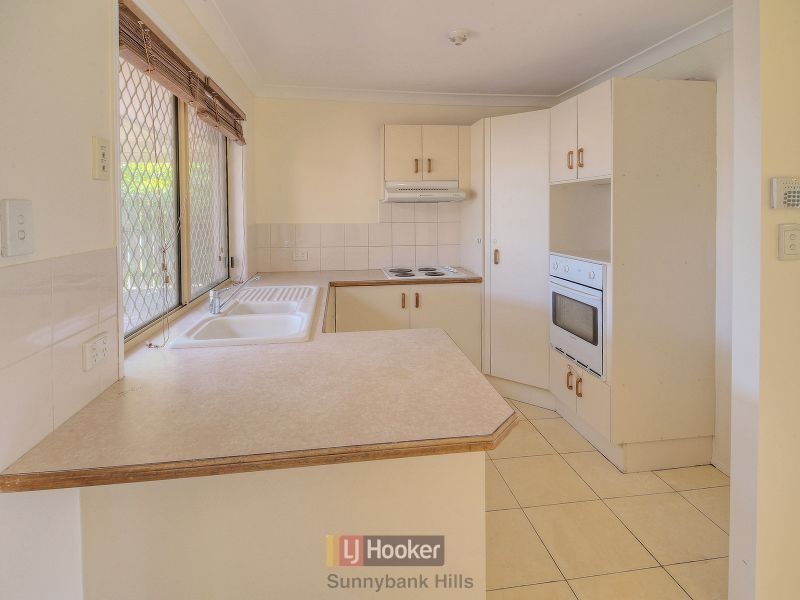90 Benhiam Street, Calamvale QLD 4116