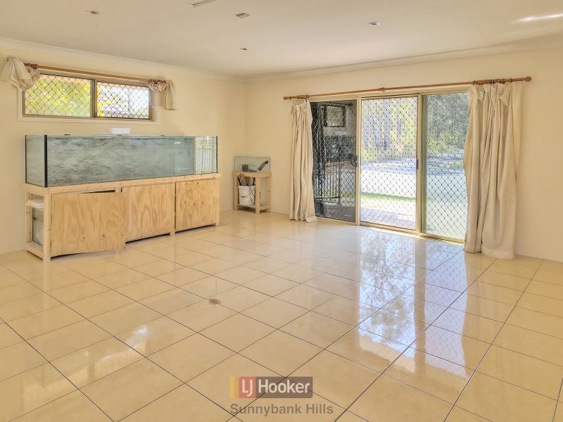 90 Benhiam Street, Calamvale QLD 4116
