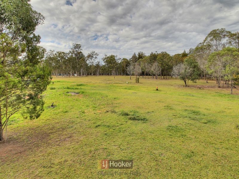 51 Hunter Road, Greenbank QLD 4124