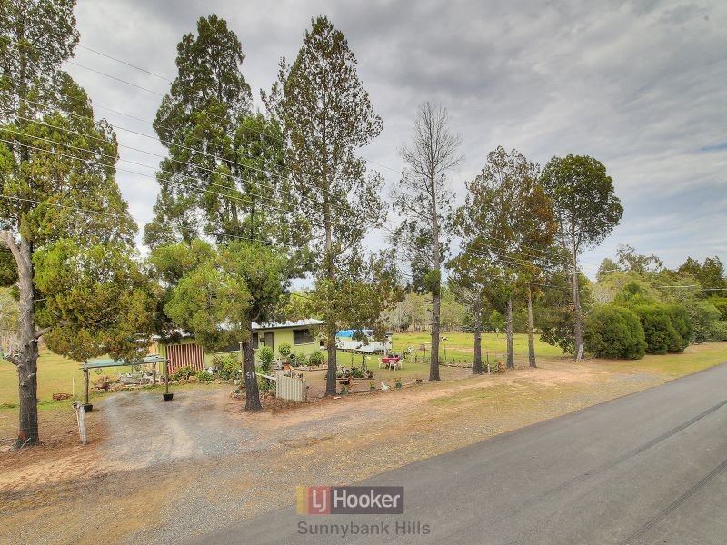 51 Hunter Road, Greenbank QLD 4124