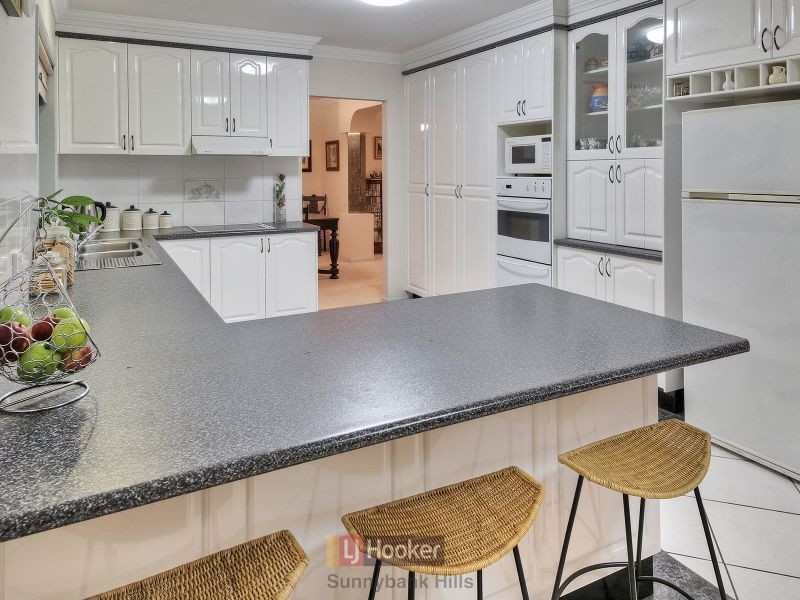 153 Lancaster Circuit, Stretton QLD 4116