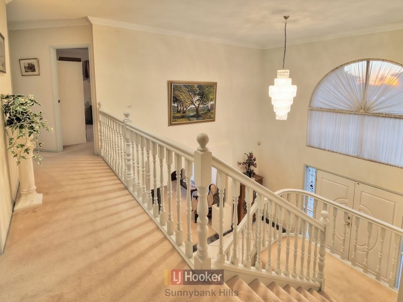 153 Lancaster Circuit, Stretton QLD 4116