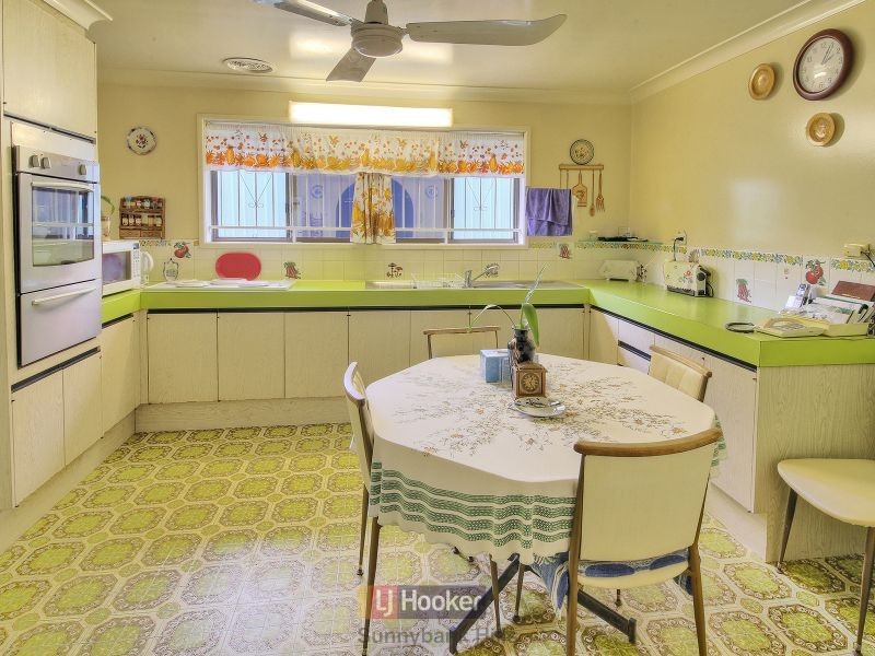 86 Granadilla Street, Macgregor QLD 4109