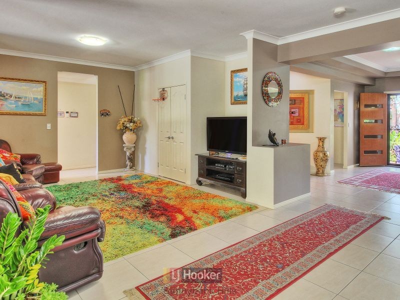 40 Bellfield Crescent, Parkinson QLD 4115