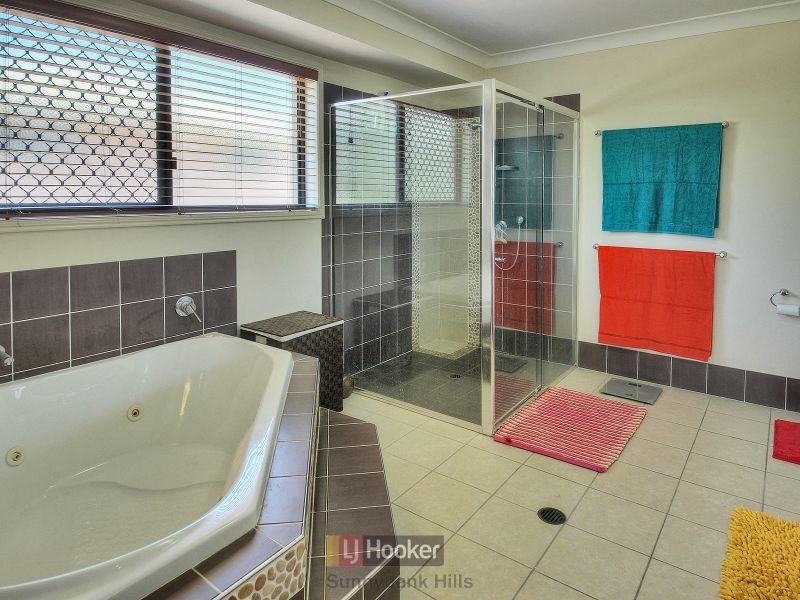 40 Bellfield Crescent, Parkinson QLD 4115