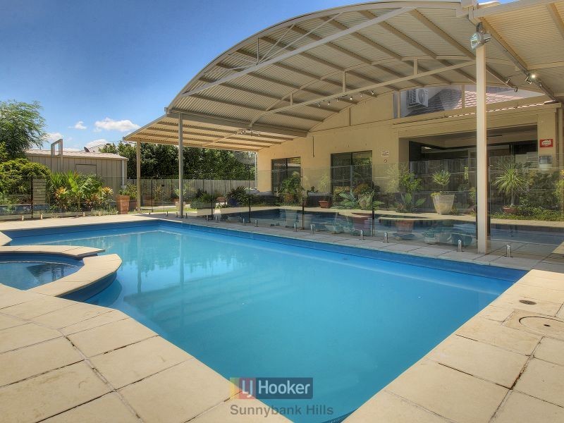 40 Bellfield Crescent, Parkinson QLD 4115