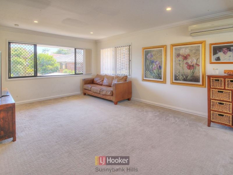 14 Lorrimore Street, Macgregor QLD 4109