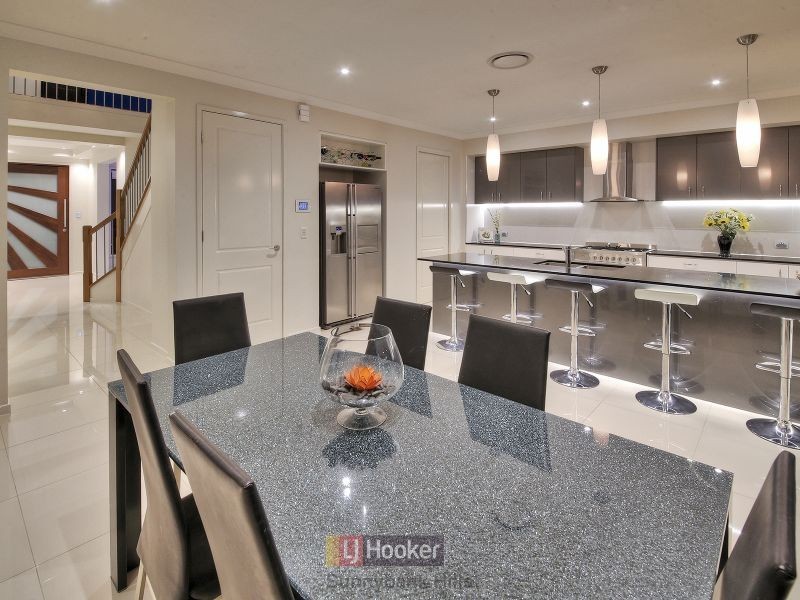 15 Headland Street, Sunnybank QLD 4109