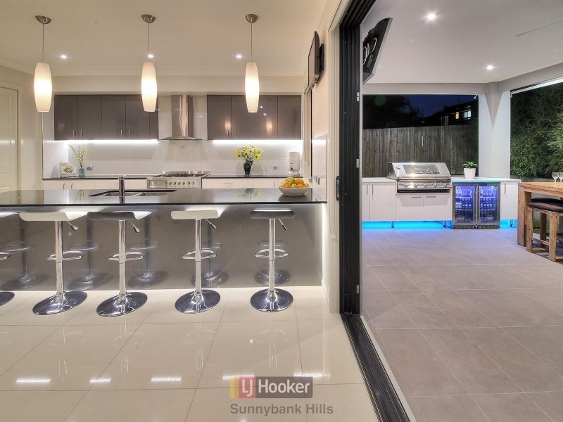 15 Headland Street, Sunnybank QLD 4109