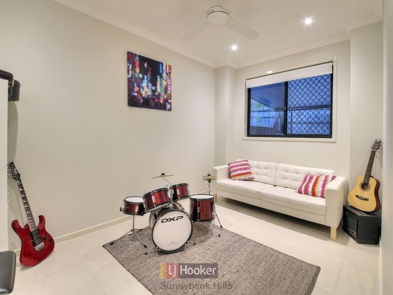 15 Headland Street, Sunnybank QLD 4109