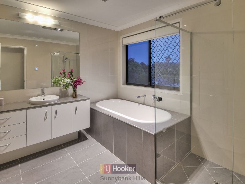 15 Headland Street, Sunnybank QLD 4109