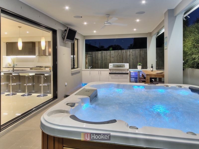 15 Headland Street, Sunnybank QLD 4109