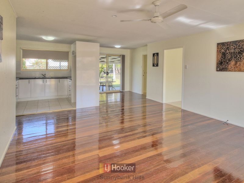 8 Bart Street, Rochedale South QLD 4123