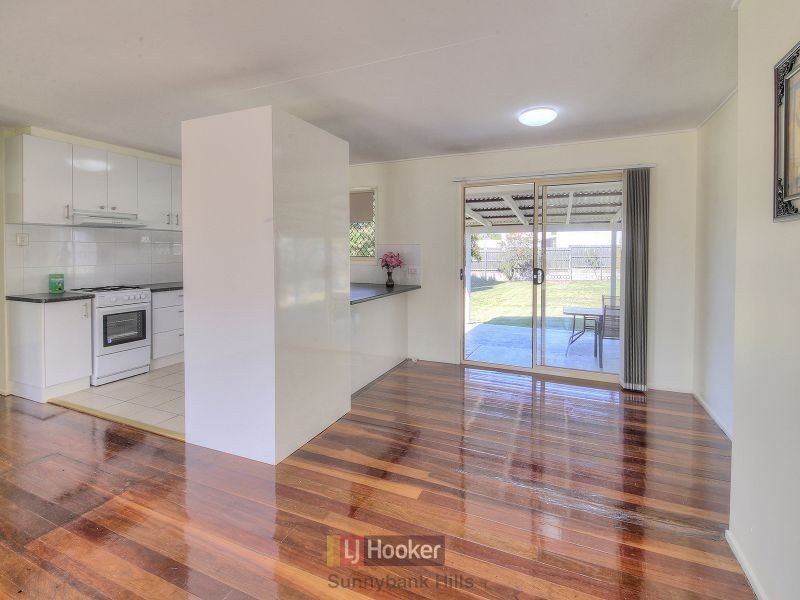 8 Bart Street, Rochedale South QLD 4123