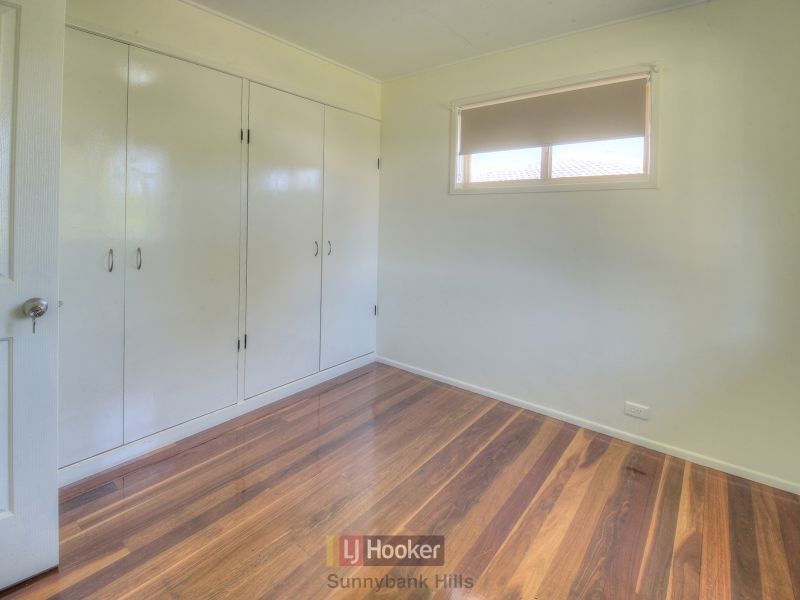 8 Bart Street, Rochedale South QLD 4123