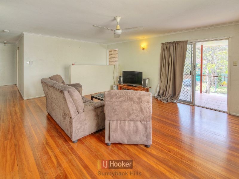124 Bankside Street, Nathan QLD 4111