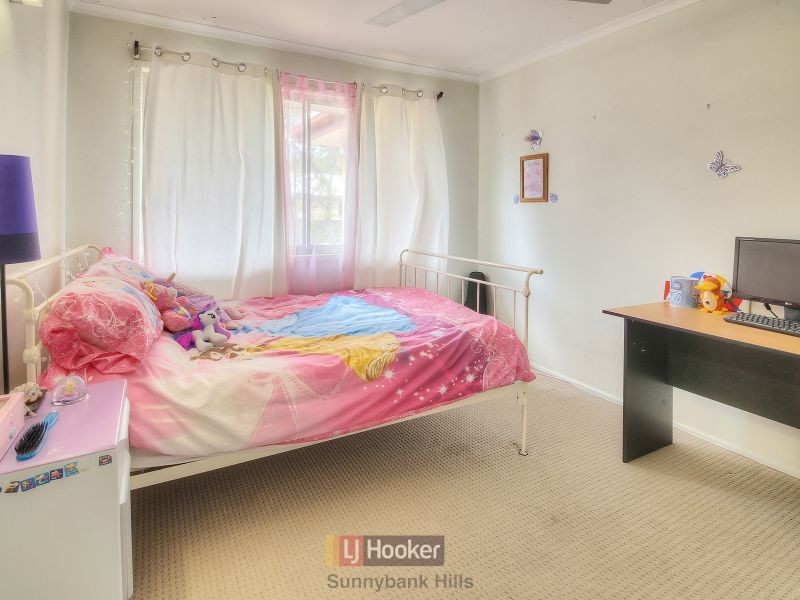 124 Bankside Street, Nathan QLD 4111