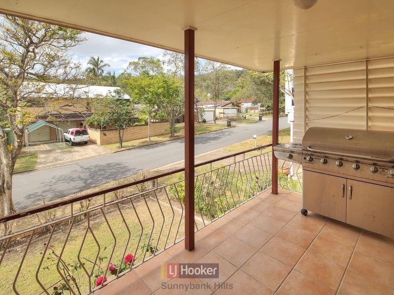 124 Bankside Street, Nathan QLD 4111