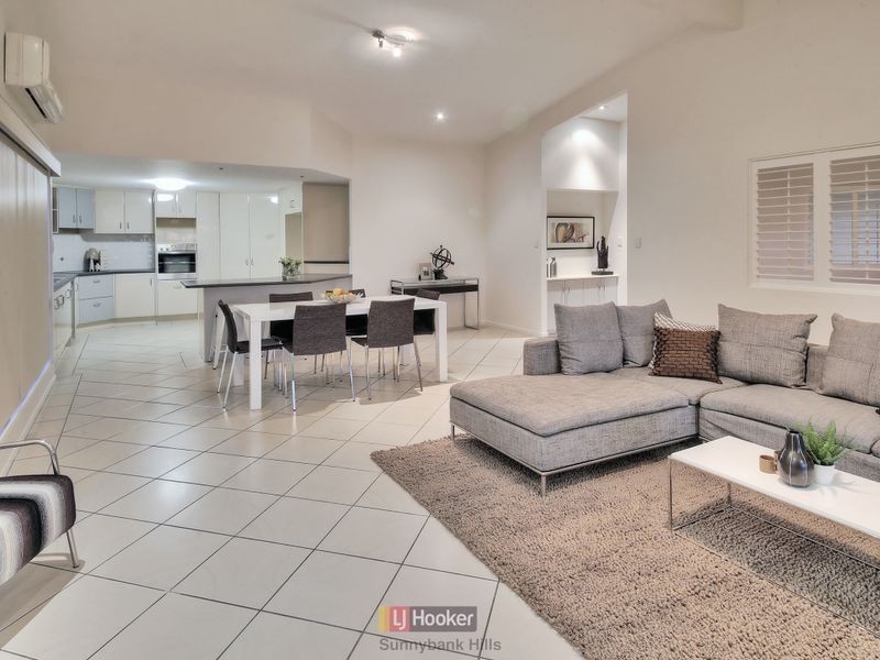 2 Lily Circuit, Kuraby QLD 4112