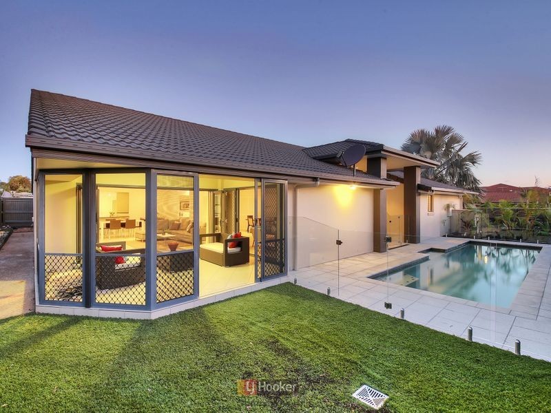 2 Lily Circuit, Kuraby QLD 4112