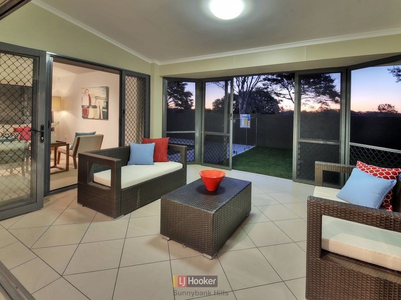 2 Lily Circuit, Kuraby QLD 4112