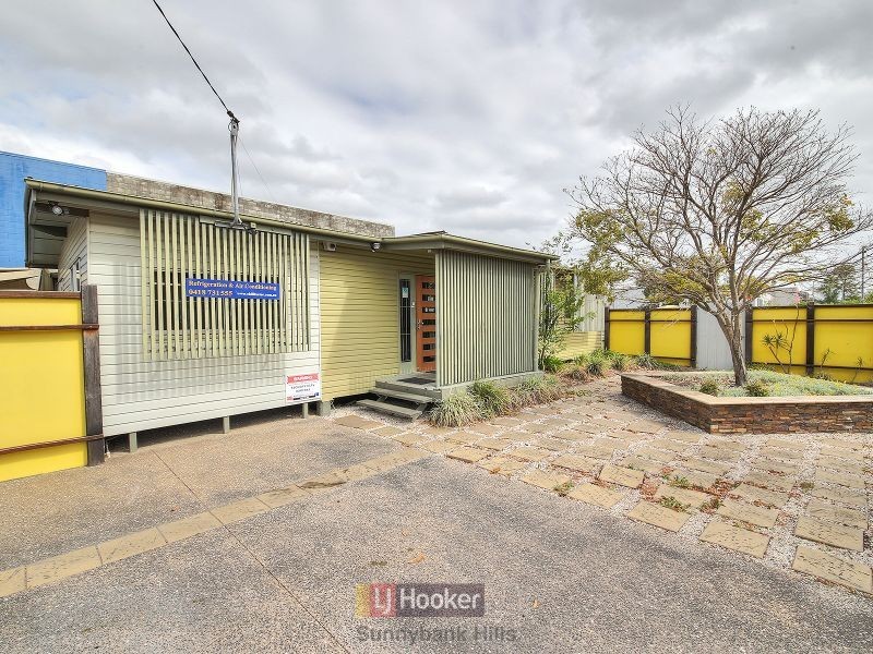 18 Richland Avenue, Coopers Plains QLD 4108