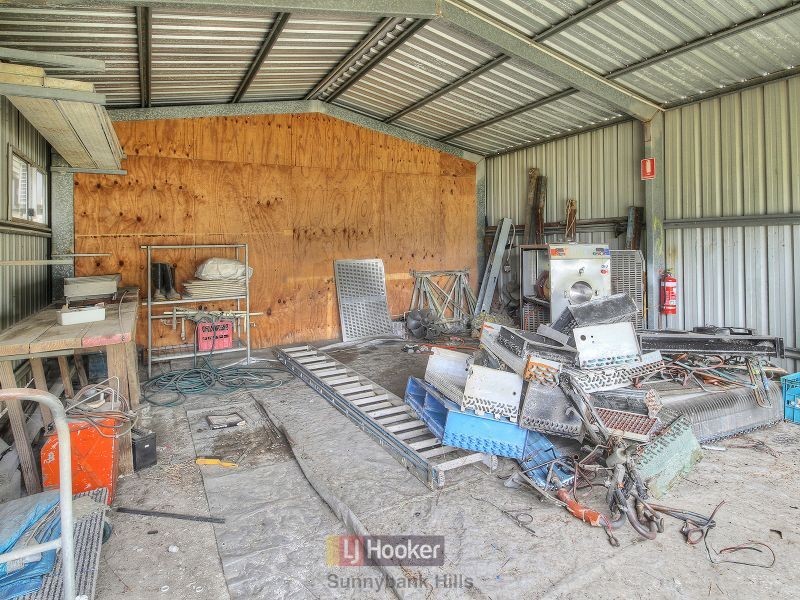 18 Richland Avenue, Coopers Plains QLD 4108