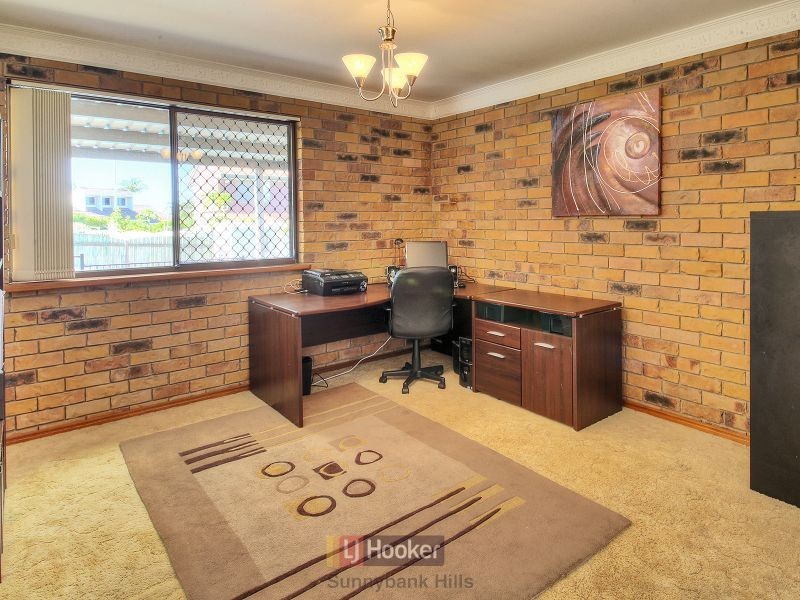 4 Peatmoss Street, Sunnybank Hills QLD 4109