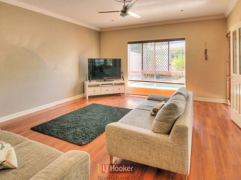 1 Cumberland Place, Parkinson QLD 4115