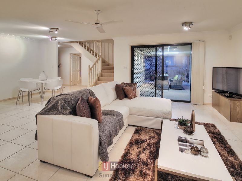 27 Lancaster Circuit, Stretton QLD 4116