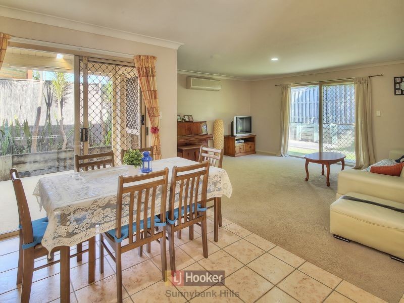 5 Waratah Court, Calamvale QLD 4116