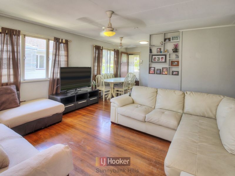 25 Baroda Street, Coopers Plains QLD 4108