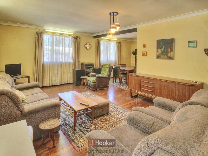 11 Haig Road, Loganlea QLD 4131