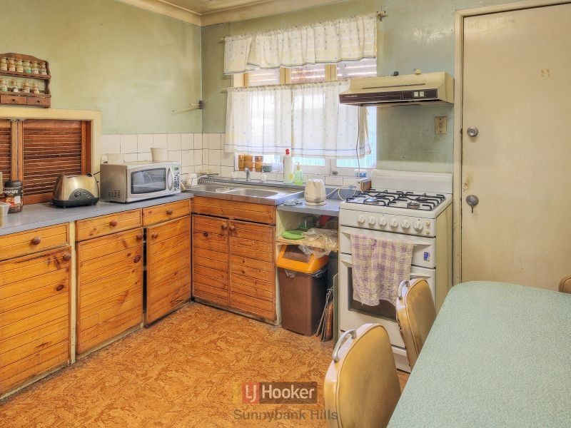 11 Haig Road, Loganlea QLD 4131