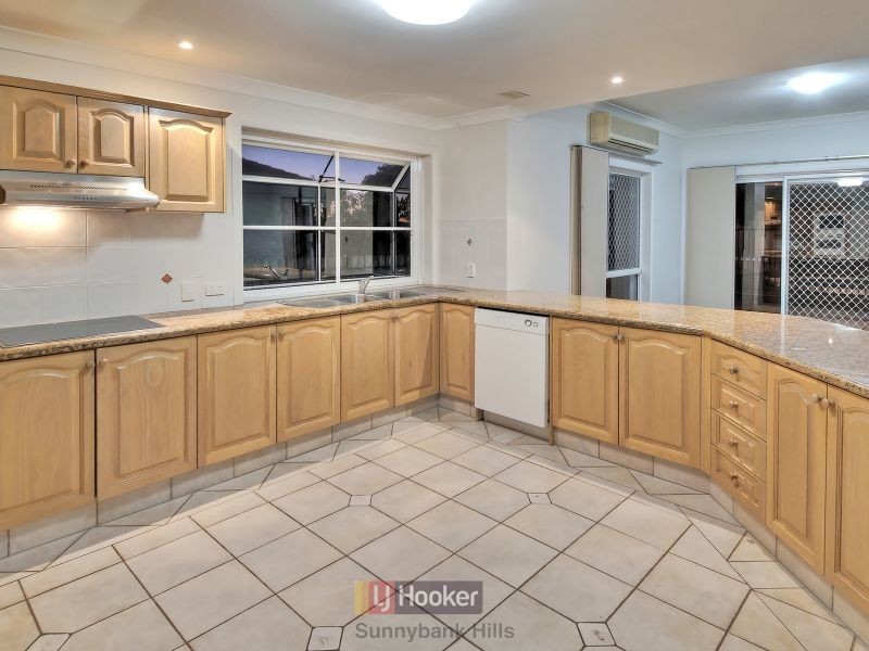 20 Tulipwood Place, Stretton QLD 4116