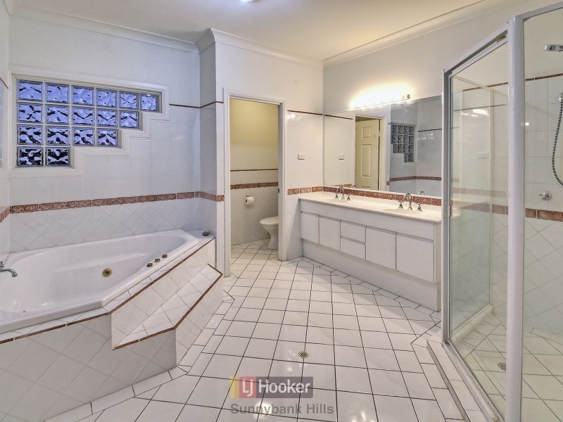 20 Tulipwood Place, Stretton QLD 4116