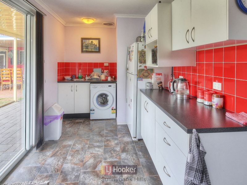 10 Kenny Street, Woodridge QLD 4114