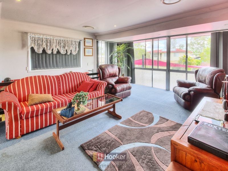 10 Kenny Street, Woodridge QLD 4114