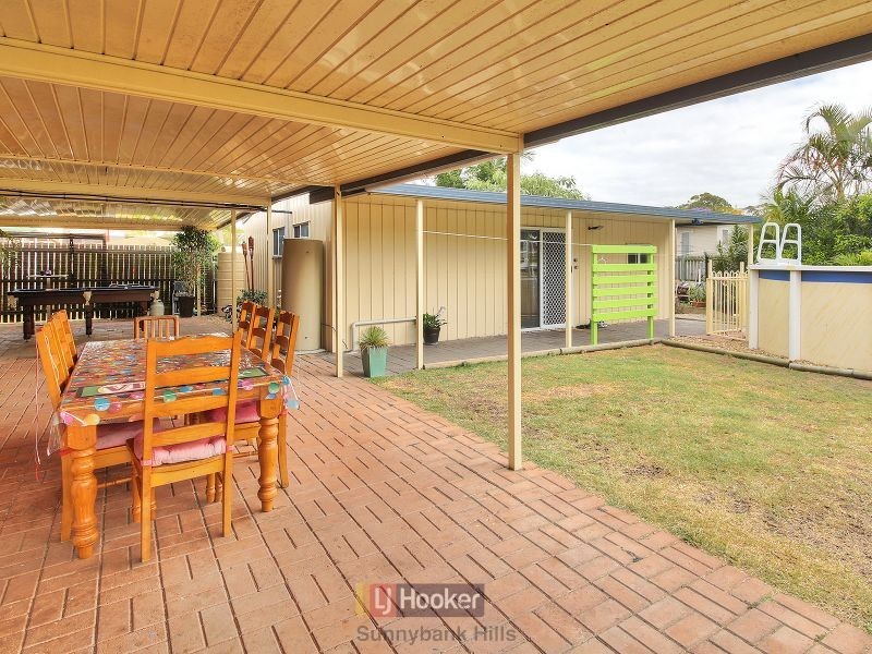 10 Kenny Street, Woodridge QLD 4114